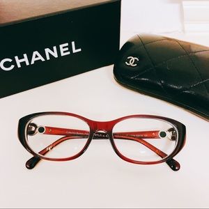 CHANEL Women’s Eyeglasses Collection Bouton